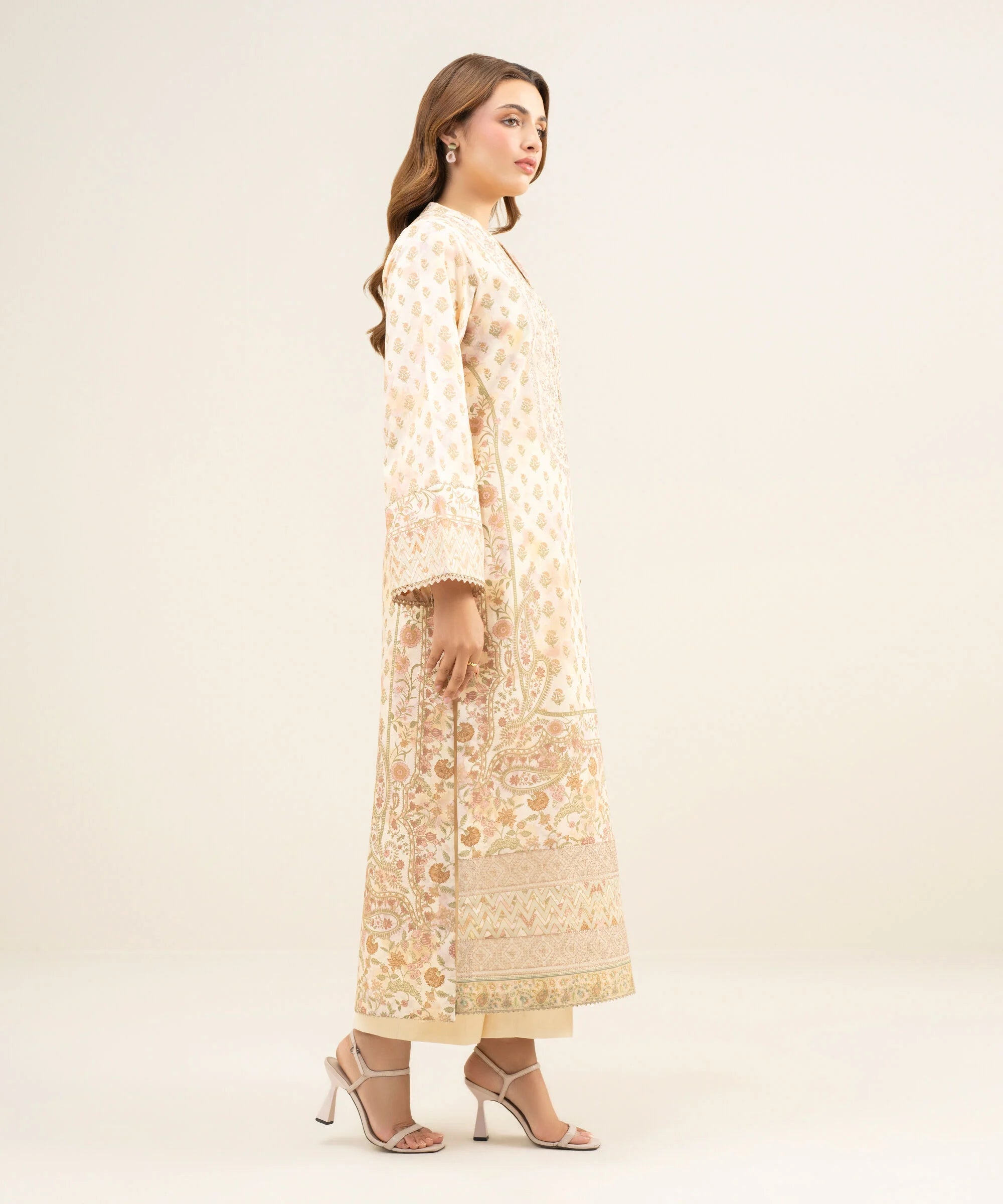 3 Piece - Embroidered Lawn Suit